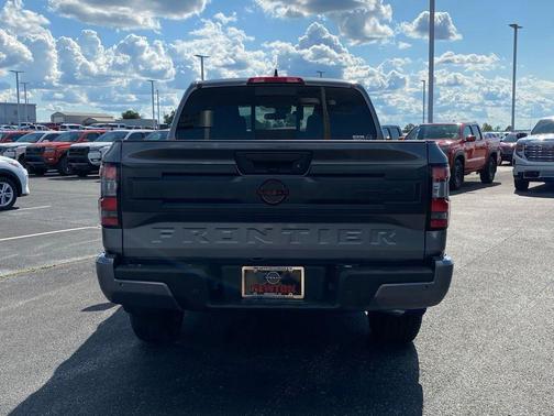2025 Nissan Frontier PRO-4X