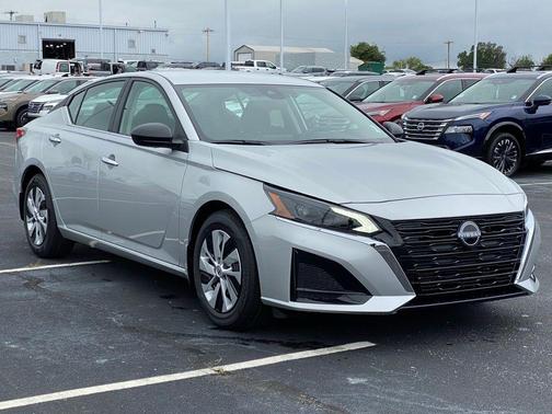 2025 Nissan Altima S