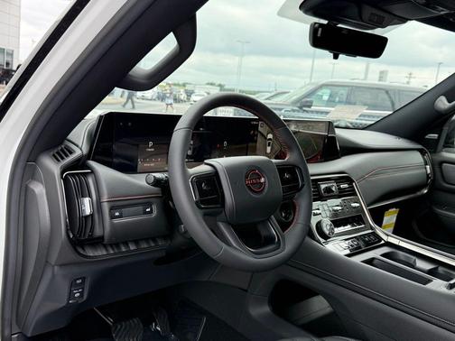 2025 Nissan Armada PRO-4X