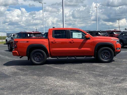 2025 Nissan Frontier PRO-X