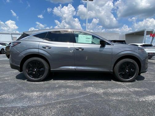2025 Nissan Murano SV