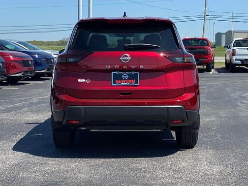 2025 Nissan Rogue S