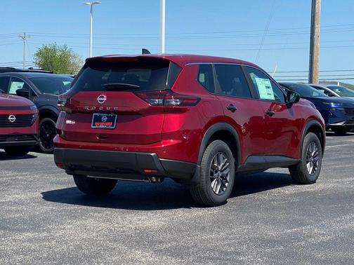 2025 Nissan Rogue S