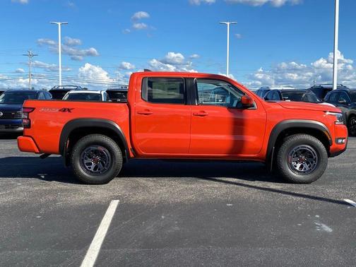 2025 Nissan Frontier PRO-4X