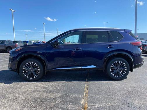2025 Nissan Rogue Platinum