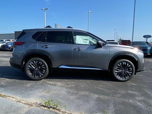 2025 Nissan Rogue Platinum