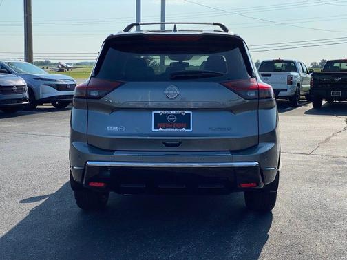 2025 Nissan Rogue Platinum
