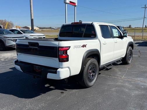 Glacier White 2026 Nissan Frontier PRO-4X