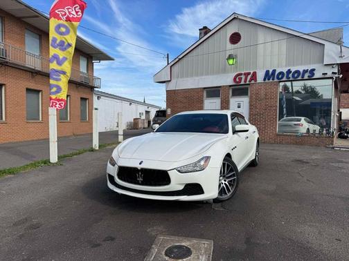 2016 Maserati Ghibli Base