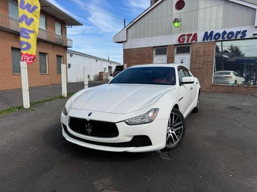 2016 Maserati Ghibli Base