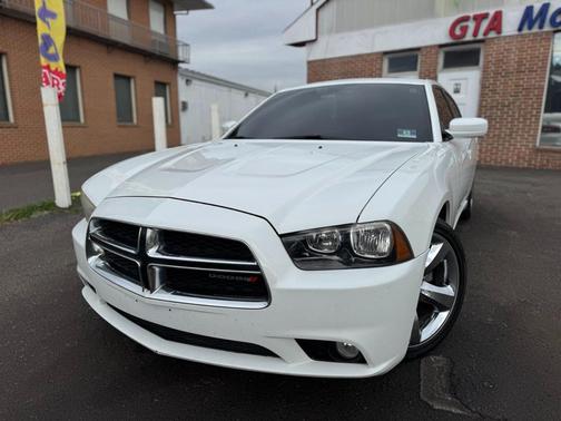 2013 Dodge Charger SXT