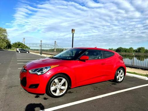 2015 Hyundai Veloster Base