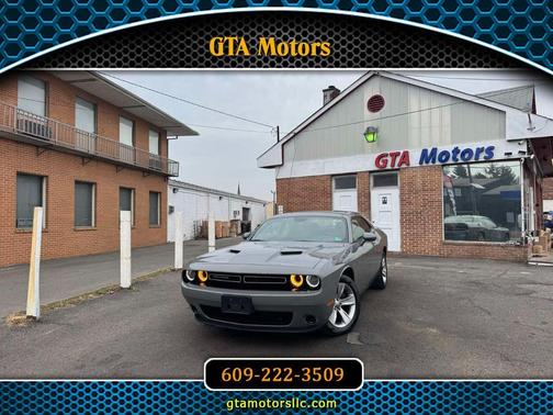 2019 Dodge Challenger SXT