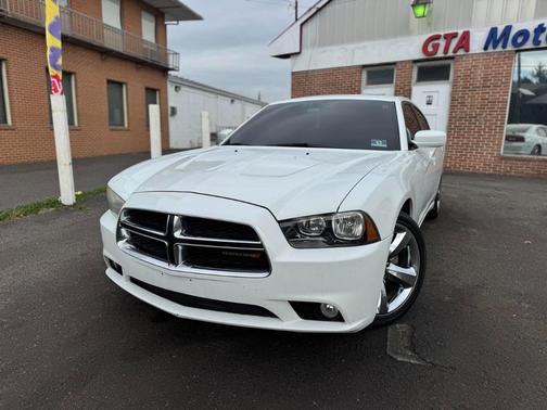 2013 Dodge Charger SXT
