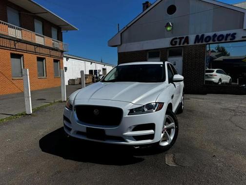 2018 Jaguar F-PACE 25t Premium