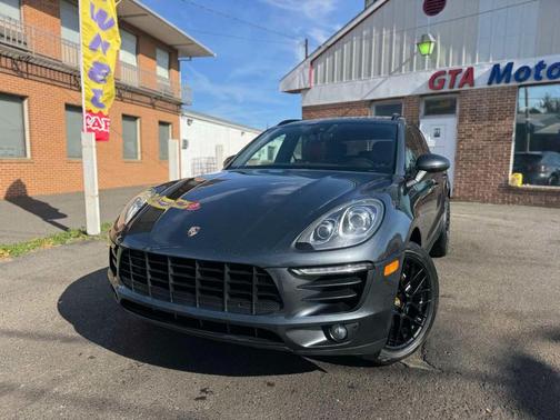 2018 Porsche Macan S