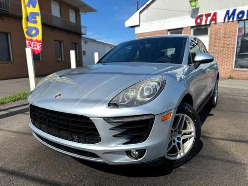 2017 Porsche Macan AWD