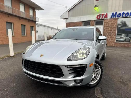2017 Porsche Macan AWD
