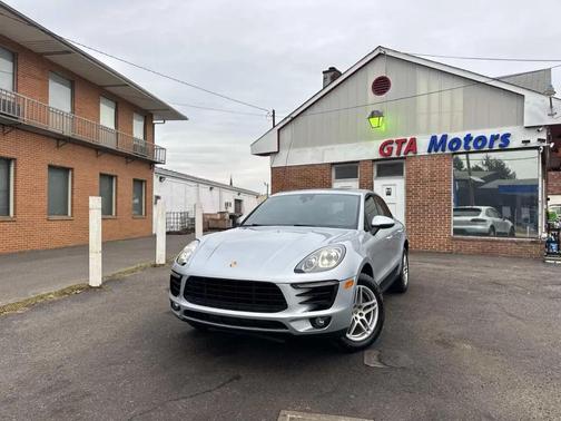 2017 Porsche Macan AWD