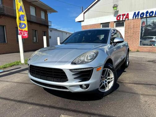 2017 Porsche Macan AWD