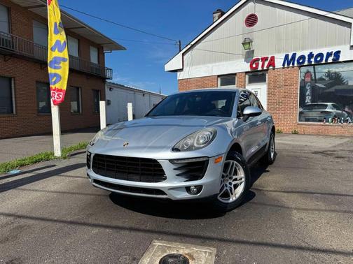 2017 Porsche Macan AWD