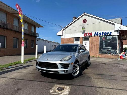 2017 Porsche Macan AWD