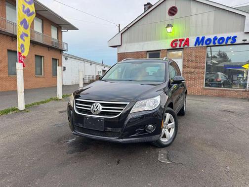 2010 Volkswagen Tiguan 2.0T Wolfsburg Edition