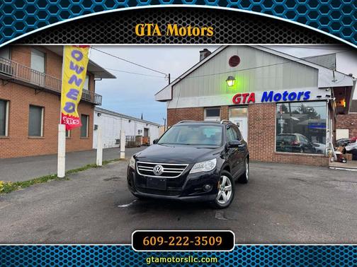 2010 Volkswagen Tiguan 2.0T Wolfsburg Edition