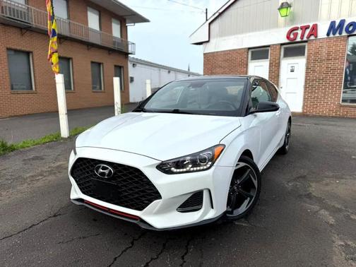 2019 Hyundai Veloster Base