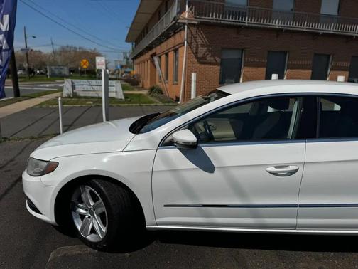 Candy White 2013 Volkswagen CC 2.0T Sport Plus