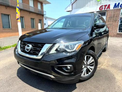 2017 Nissan Pathfinder SV