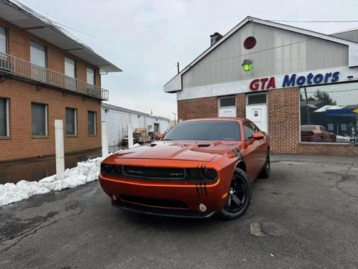 2011 Dodge Challenger Base