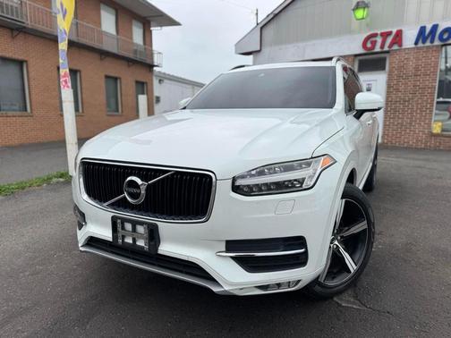 2016 Volvo XC90 T5 Momentum