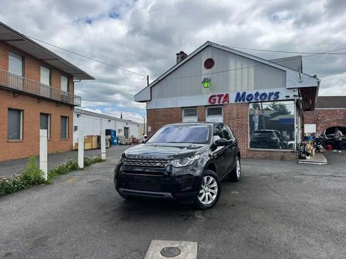 Black 2017 Land Rover Discovery Sport SE