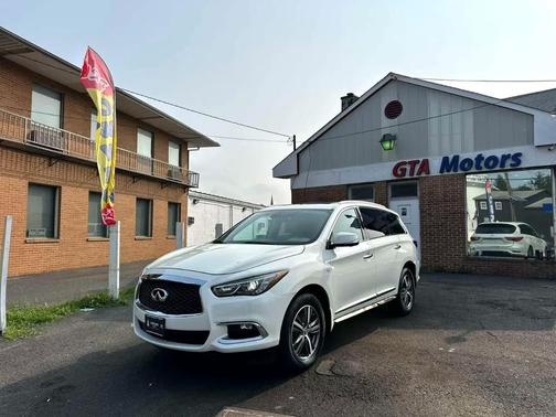 2017 INFINITI QX60 Base