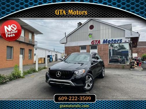 Black 2018 Mercedes-Benz GLC 300 4MATIC