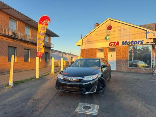 2012 Toyota Camry LE