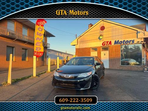 2012 Toyota Camry LE