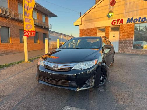2012 Toyota Camry LE