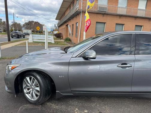 2017 INFINITI Q50 2.0T Premium
