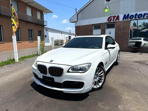 2014 BMW 750 i xDrive