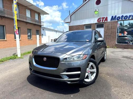 2018 Jaguar F-PACE 25t Premium