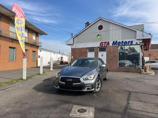2015 INFINITI Q50 Base