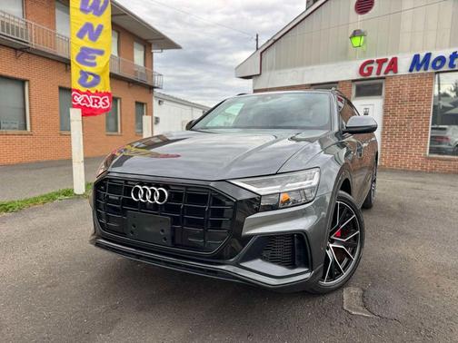 2020 Audi Q8 55 Premium Plus