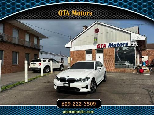 Alpine White 2019 BMW 330 xDrive