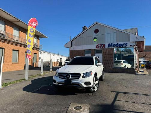 2017 Mercedes-Benz GLC 300 4MATIC