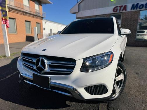 2017 Mercedes-Benz GLC 300 4MATIC