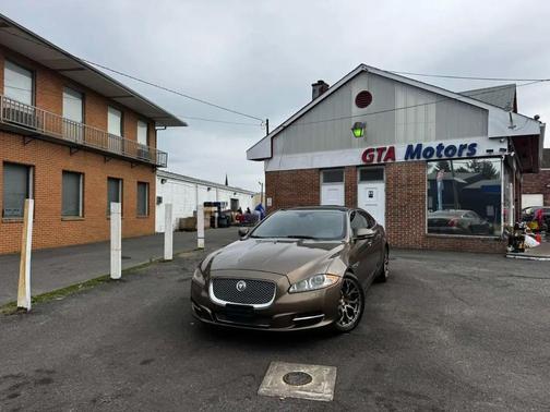 Gold 2014 Jaguar XJ XJL Portfolio