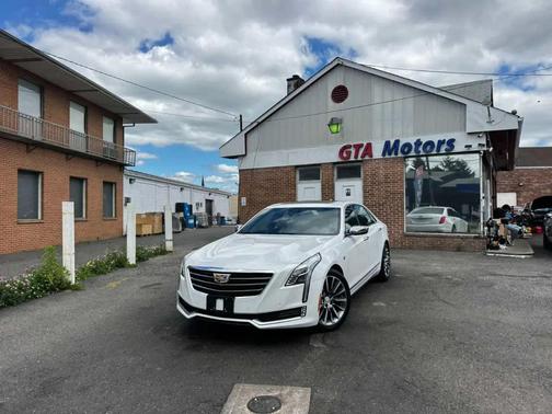 Crystal White Tricoat 2016 Cadillac CT6 3.6L Luxury