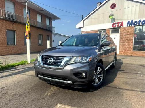 2017 Nissan Pathfinder SL